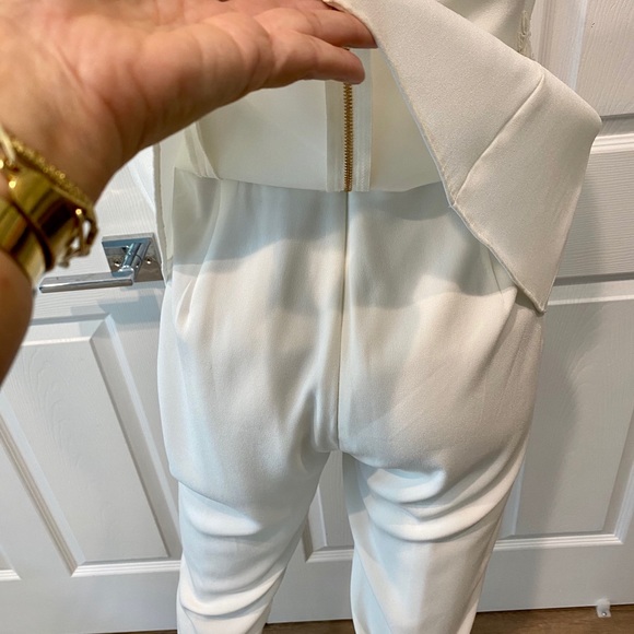 MARCHESA NOTTE SZ 10 WHITE HALTER JUMPSUIT - Picture 13 of 14